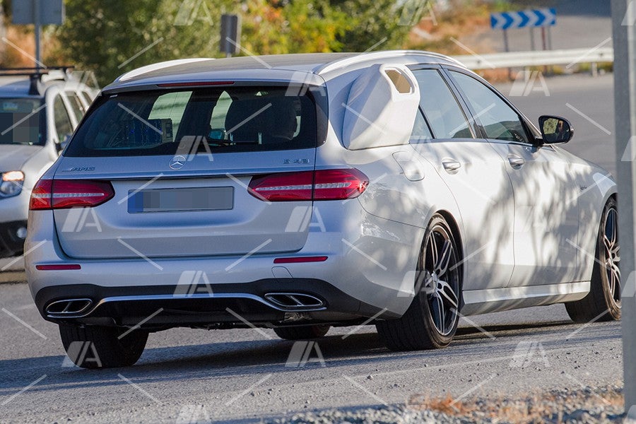 Nuevas fotos espía del nuevo Mercedes E43 AMG Estate Nuevas fotos espía del nuevo Mercedes E43 AMG Estate