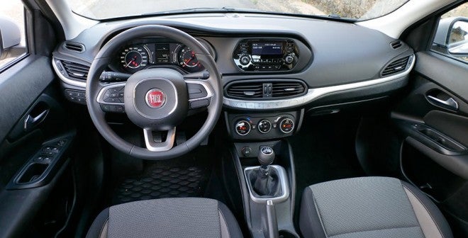 Prueba del Fiat Tipo 1.4 Opening Edition gasolina 2016 22 Prueba del Fiat Tipo 1.4 Opening Edition gasolina 2016 22
