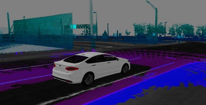 Un Ford Mondeo híbrido conduce de forma autónoma en la nieve Un Ford Mondeo híbrido conduce de forma autónoma en la nieve
