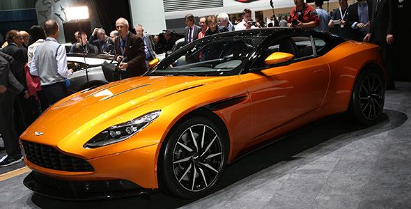 Aston Martin DB11: el clasicismo deja su lugar a la tecnología en Ginebra Aston Martin DB11: el clasicismo deja su lugar a la tecnología en Ginebra