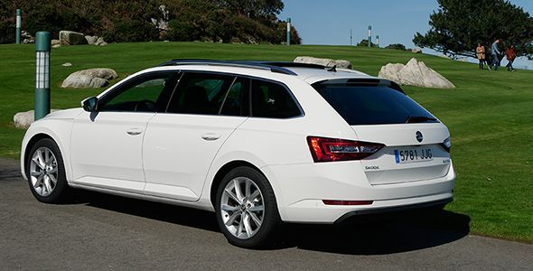 Prueba del Skoda Superb Combi 1.6 TDi 120 CV DSG 2015 Prueba del Skoda Superb Combi 1.6 TDi 120 CV DSG 2015