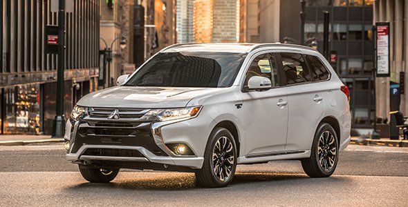 El Mitsubishi Outlander PHEV llegará en otoño a EE.UU. El Mitsubishi Outlander PHEV llegará en otoño a EE.UU.