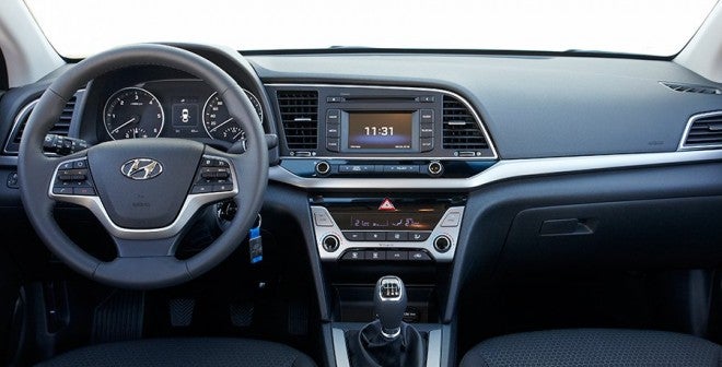 Presentación y prueba del nuevo Hyundai Elantra 2016 Presentación y prueba del nuevo Hyundai Elantra 2016