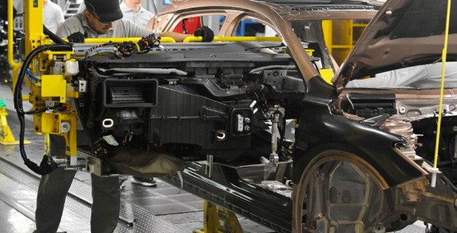 Montaje-Salpicadero Como se fabrica un coche