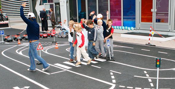 La educación vial debe enseñarse en los colegios La educación vial debe enseñarse en los colegios