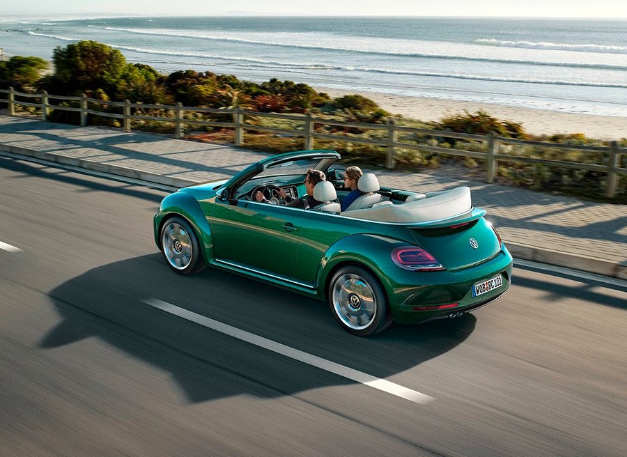 El VW Beetle se pone al día para el verano 2016