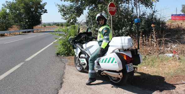 La DGT refuerza la vigilancia en las carreteras convencionales La DGT refuerza la vigilancia en las carreteras convencionales