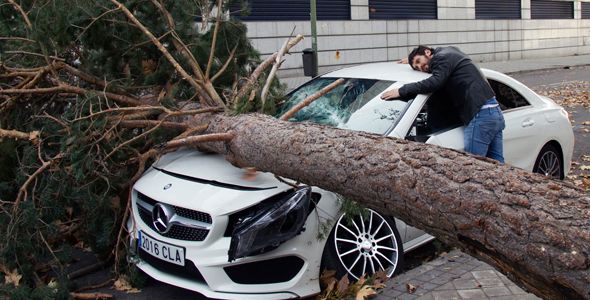 Nuevo anuncio de Mercedes-Benz con Raúl Arévalo Nuevo anuncio de Mercedes-Benz con Raúl Arévalo