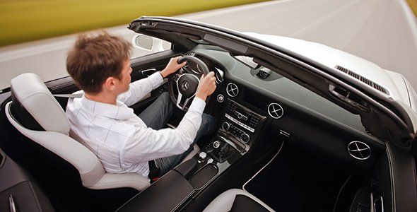 Prohíben a Mercedes vender el Airscarf en sus descapotables Prohíben a Mercedes vender el Airscarf en sus descapotables