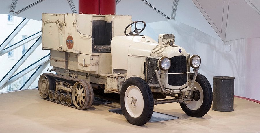 3 años para reconstruir el Citroën que cruzó el Sahara en 1922 3 años para reconstruir el Citroën que cruzó el Sahara en 1922