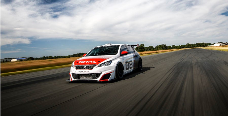 ¿Sabes cuál es la recta más larga de Europa? El Peugeot 308 Racing Cup, sí ¿Sabes cuál es la recta más larga de Europa? El Peugeot 308 Racing Cup, sí