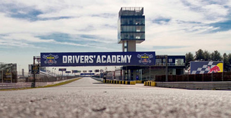 La Drivers’ Academy ya ha formado a 500 jóvenes La Drivers’ Academy ya ha formado a 500 jóvenes