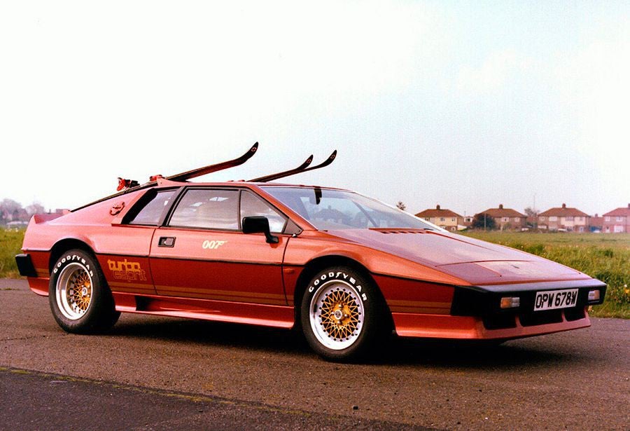 El Lotus Esprit Turbo tenía un diseño y prestaciones dignos de ser el coche del superagente 007.