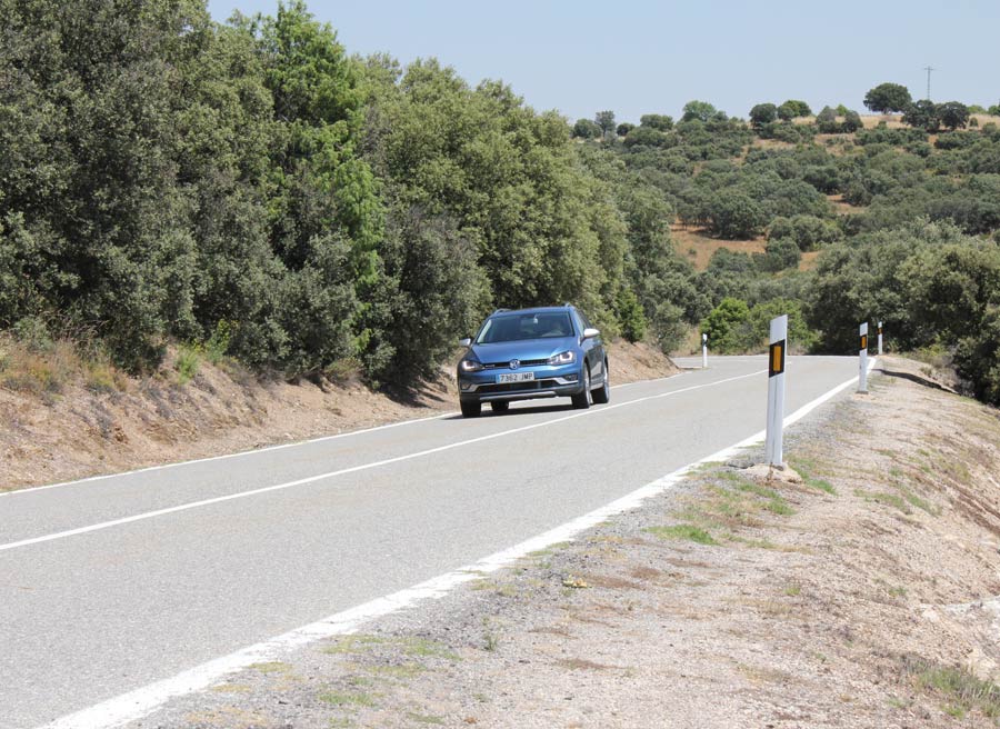 En carretera, El VW Golf Alltrack es buen rutero.