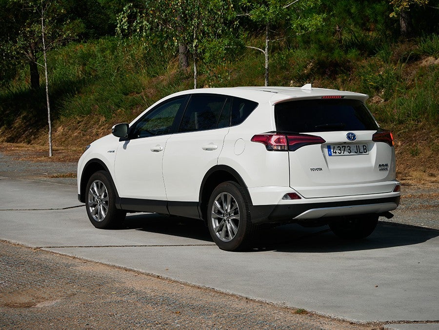 Prueba del Toyota Rav4 híbrido de tracción total 2016
