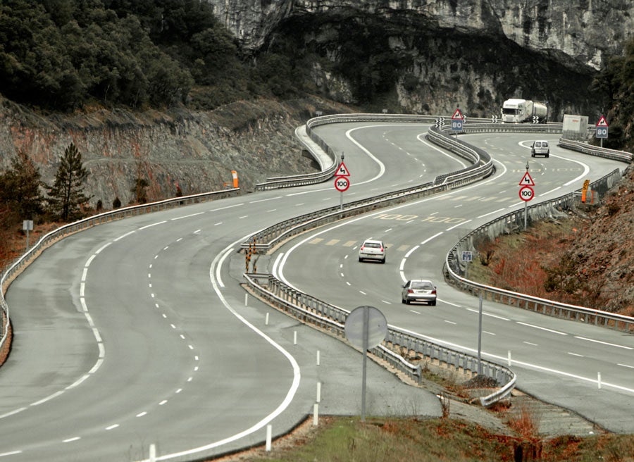 Aunque sinuosa, este tipo de vías permiten mantener una velocidad elevada.