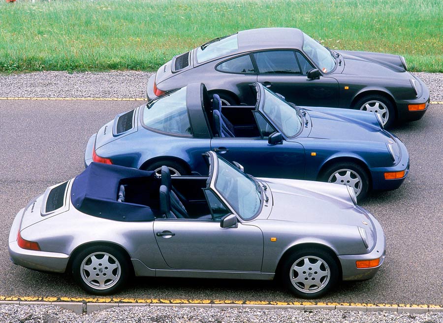 Tres carrocerías del "mismo" Porsche 911. Coupé -arriba-, Targa -en el centro- y Cabrio -abajo-.