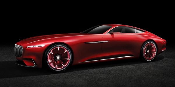 Tiene 4 motores eléctricos que rinden, en conjunto, 748 CV.