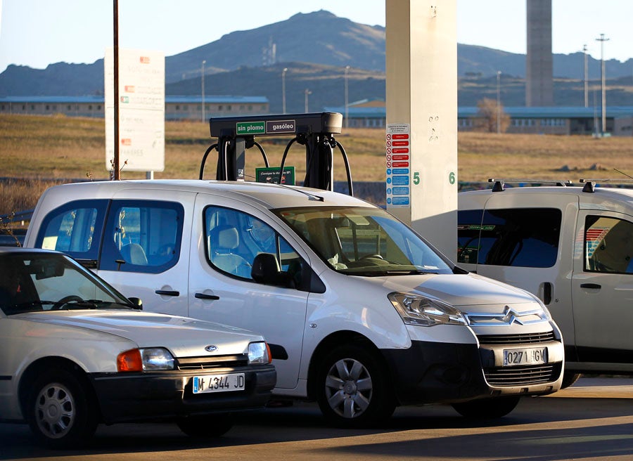 Antes de comprar un vehículo comercial de ocasión es muy importante que nos aseguremos de qué tipo de coche es el más apropiado para el trabajo que vamos a realizar. Antes de comprar un vehículo comercial de ocasión es muy importante que nos aseguremos de qué tipo de coche es el más apropiado para el trabajo que vamos a realizar.
