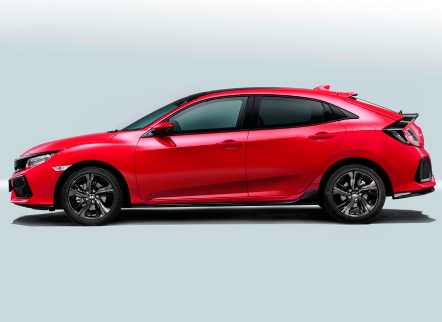 El nuevo Honda Civic destaca, como lo venía haciendo, por sus medidas compactas y aprovechamiento interior.