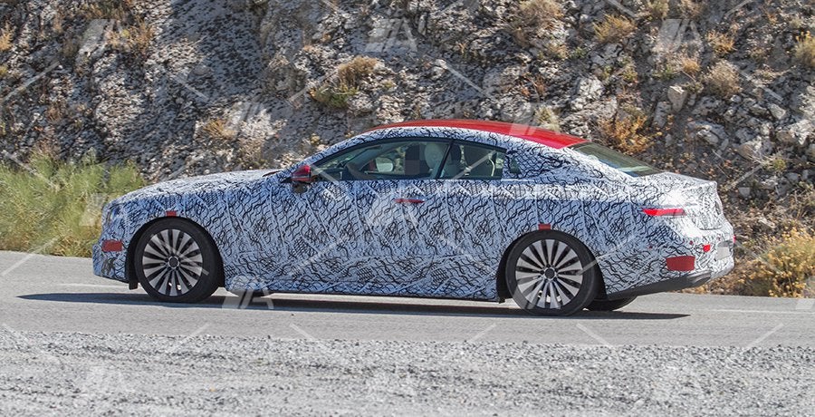 Fotos espía del nuevo Mercedes Clase E Coupé 2017 Fotos espía del nuevo Mercedes Clase E Coupé 2017