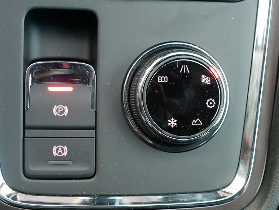 Esta ruleta permite seleccionar entre varios modos optimizados para distintas superficies del sistema de tracción total.