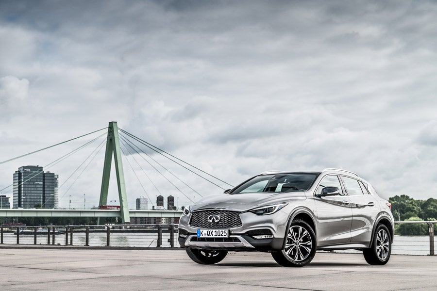 El Infiniti QX30 se fabrica en Reino Unido.