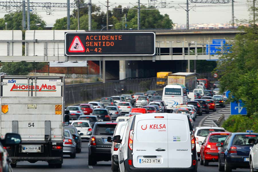 Tráfico en el Puente de Todos los Santos Tráfico en el Puente de Todos los Santos