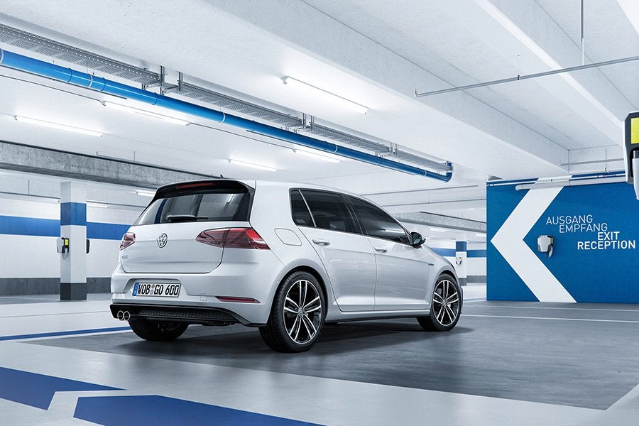El Golf GTE también recibe su puesta al día.
