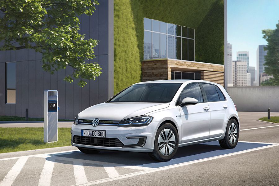 Debut del VW e-Golf en el Salón de Los Ángeles 2016 Debut del VW e-Golf en el Salón de Los Ángeles 2016