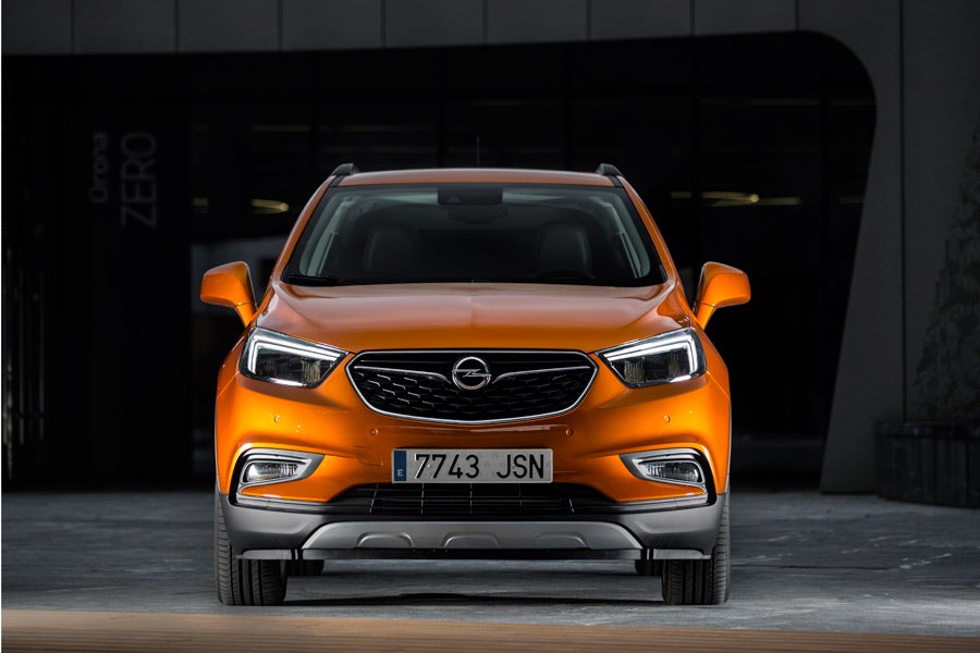 El forntal es la parte que más cambios ha recibido en el rediseño del Opel Mokka.