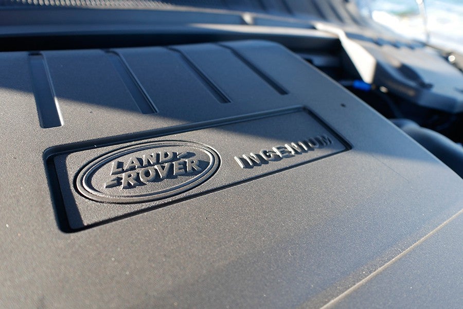 El motor Ingenium de 150 CV se queda un poco justo de prestaciones, pero es suficiente.