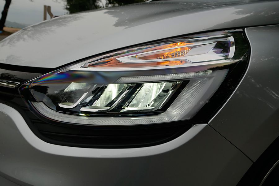 Los faros LED tienen una luz realmente buena.