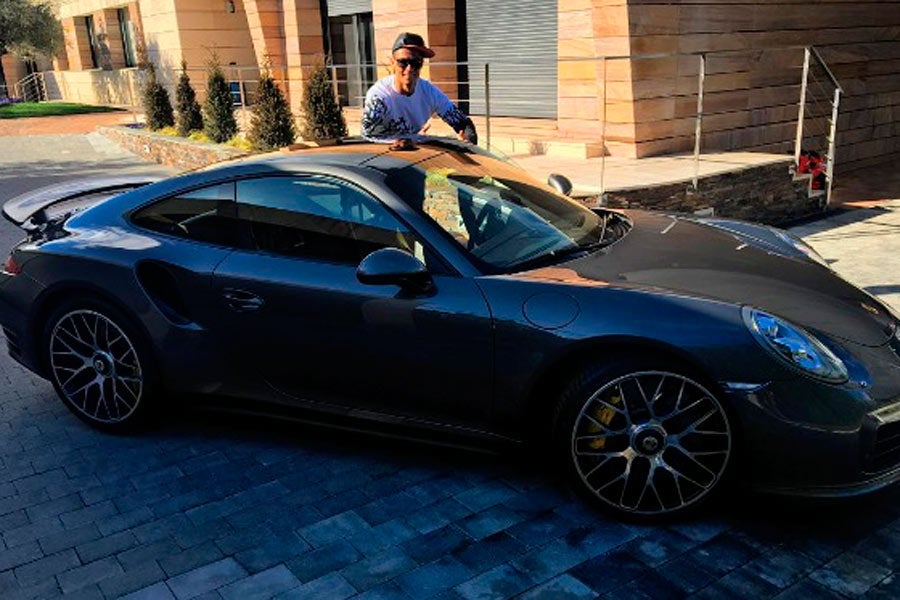 Porsche 911 Turbo S.