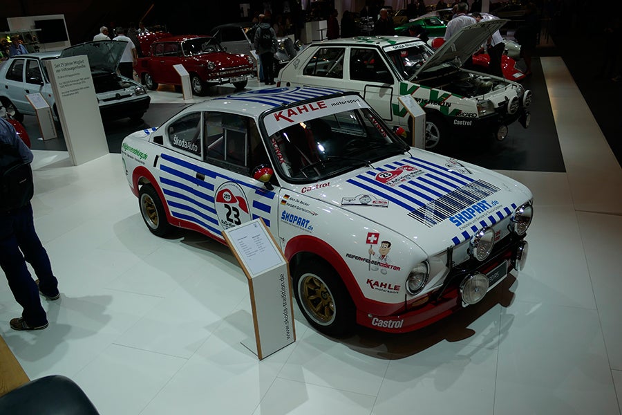Que no te engañe su tamaño, es un verdadero coche de competición.