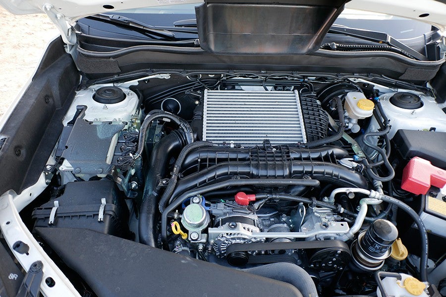 El motor turbo de 240 CV y el cambio CVT son un prodigio.
