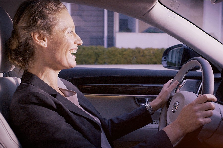 Volvo S90 con Skype para vídeo conferencias Volvo S90 con Skype para vídeo conferencias