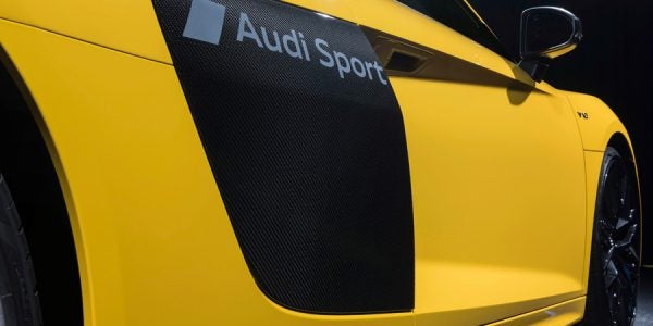 Audi ha desarrollado un novedoso sistema para modificar la luz e intensidad de la pintura y mostrar diseños.