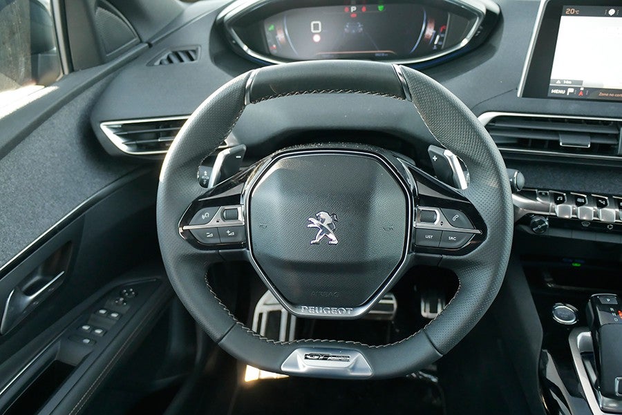 El i-Cockpit evoluciona en el 3008.