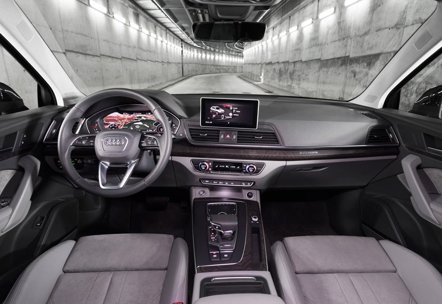 El interior está muy bien diseñado, realizado y acabado. Nos alegramos mucho de que Audi siga por este camino.