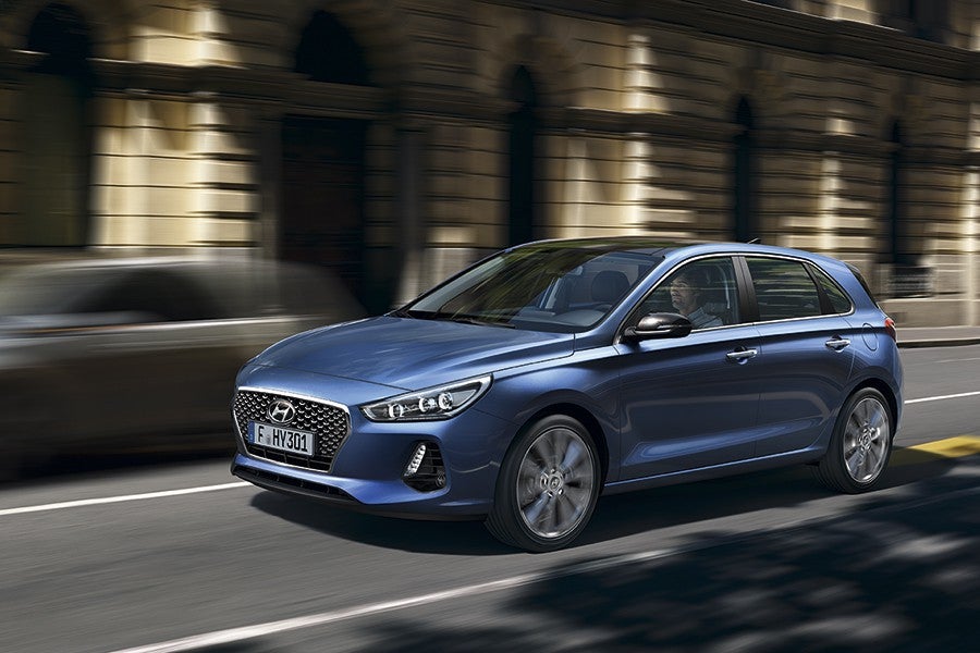 El Hyundai i30 cuenta con una gama de motores eficientes y soluciones prácticas.
