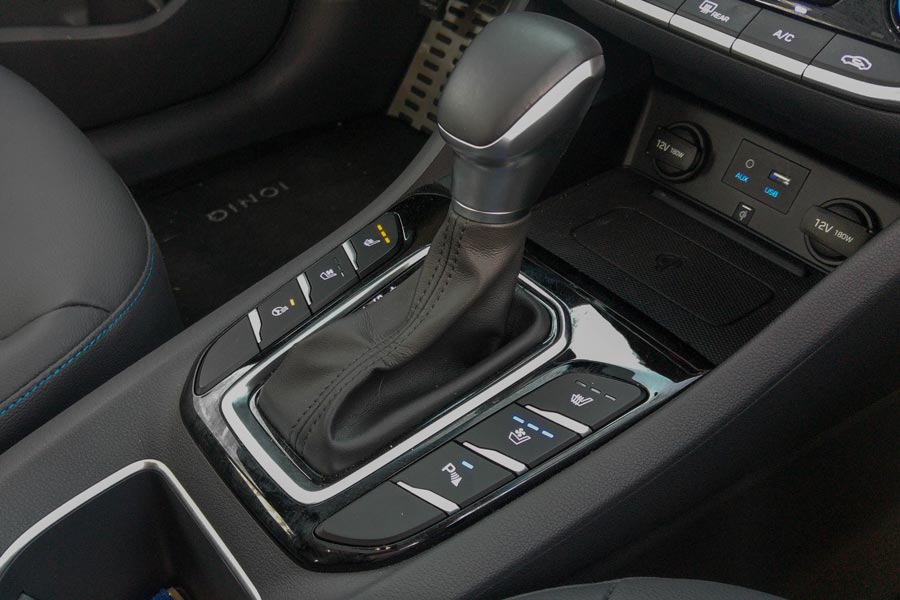 El cambio automático de doble embrague empleado por Hyundai supera con creces al de los híbridos de Toyota.