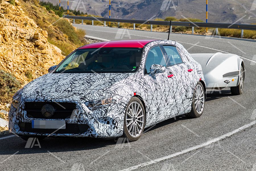 Nuevas fotos y vídeo espía del Mercedes Clase A 2018 Nuevas fotos y vídeo espía del Mercedes Clase A 2018