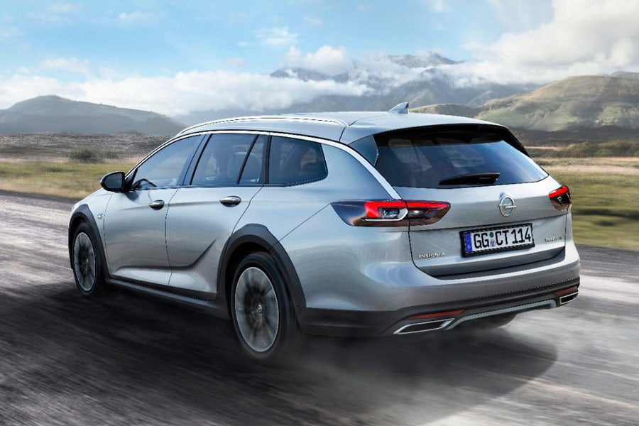 El Opel Insignia Country Tourer 2017 tiene detalles que lo hacen más robusto en su faceta crossover.