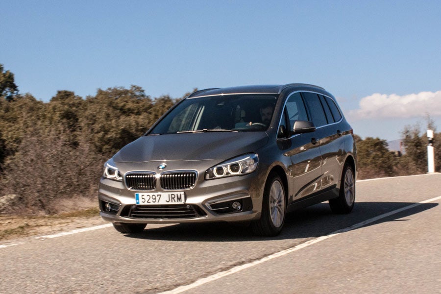 El cambio automático de BMW es magnífico por suavidad y rapidez.