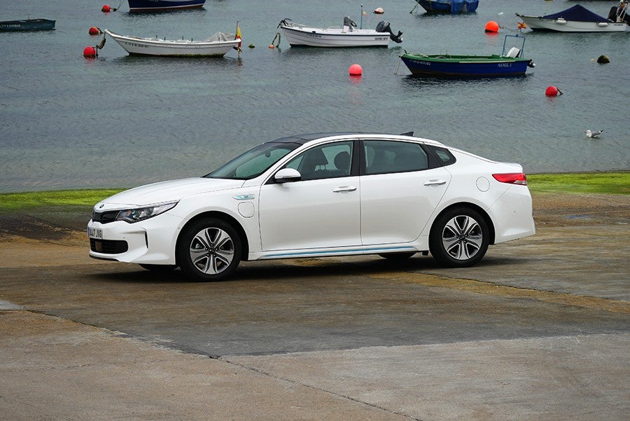 Prueba del Kia Optima PHEV híbrido enchufable 2017 Prueba del Kia Optima PHEV híbrido enchufable 2017