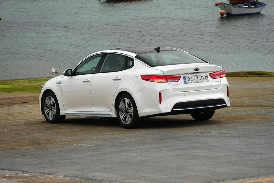 El PHEV está planteado como un tope de gama y su equipamiento es muy completo.
