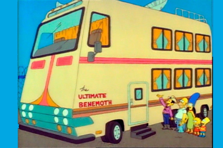 Esta autocaravana supera los 8 metros de alto y los 12 metros de largo.