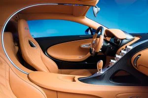 El interior del Chiron recrea las formas que obsesionaban a Bugatti.