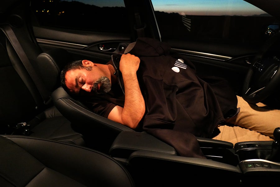 Dormir es la única manera de luchar contra el sueño cuando aparecen sus primeros síntomas.
